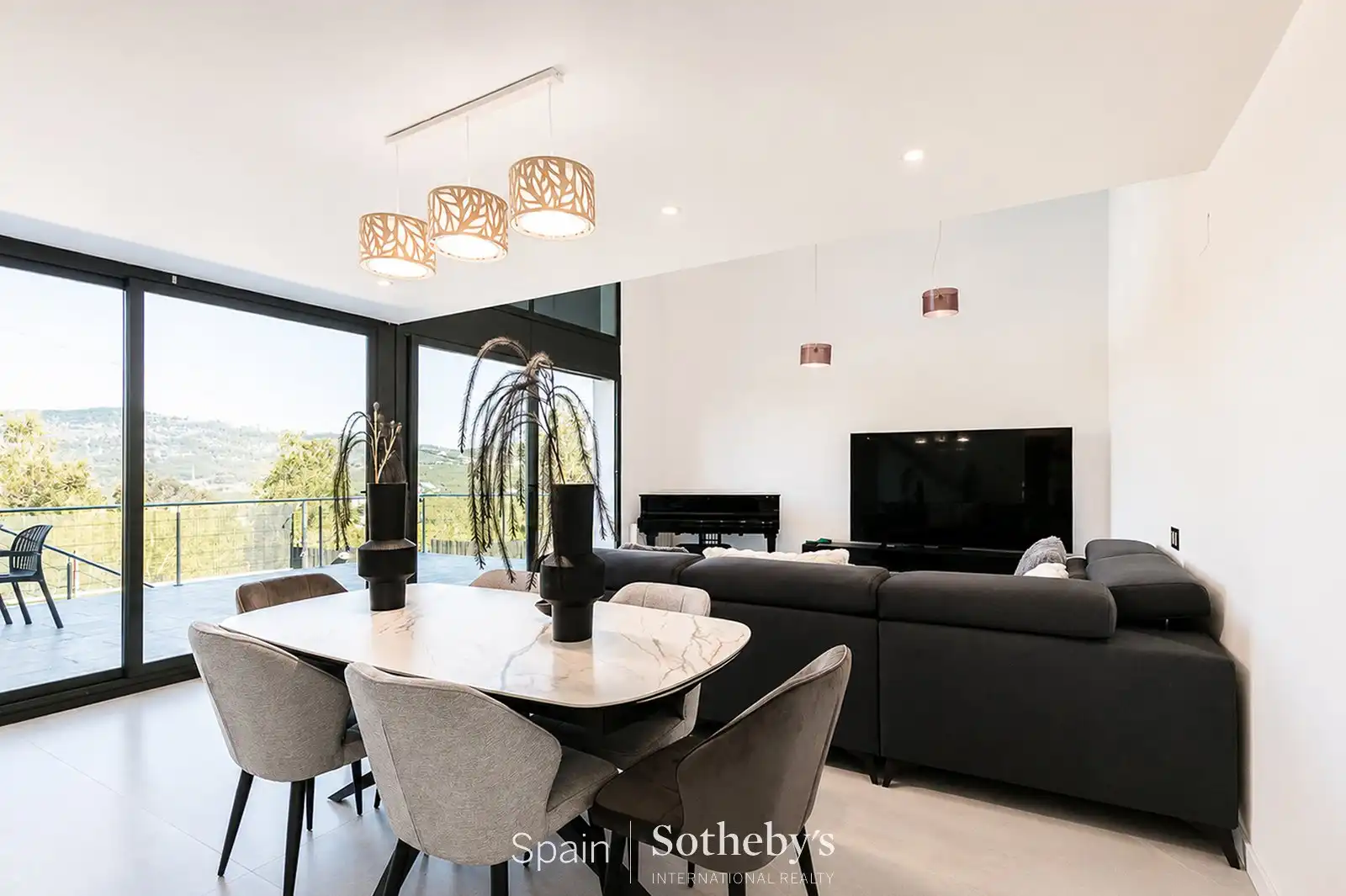 Casa con piscina en venta en Canyelles, imagen 5