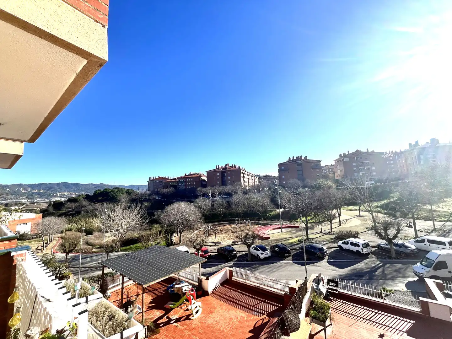 Vista exterior de Piso en venta en Santa Coloma de Cervelló con Calefacción, Parquet y Horno