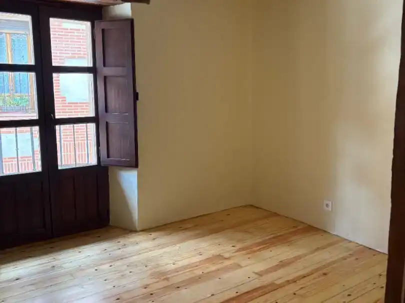 Dormitori de Casa adosada en venda en Simancas amb Balcó