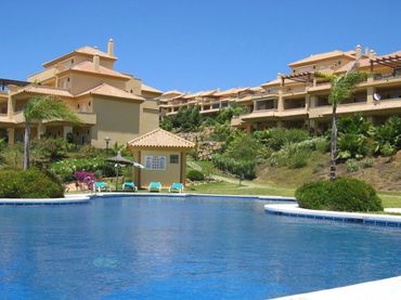 Rez-de-chaussée avec piscine à vendre à Nueva Andalucía