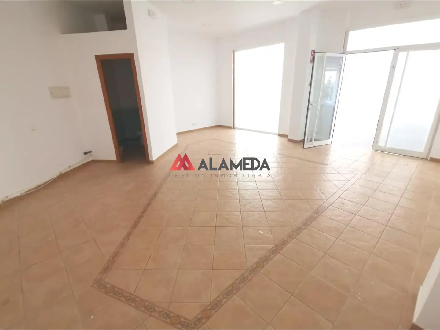 Local en venda en Chiclana de la Frontera amb Aire condicionat