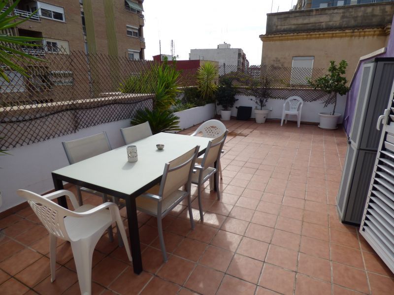 Attic to rent in En Corts - Doctor Waksman , Quatre Carreres