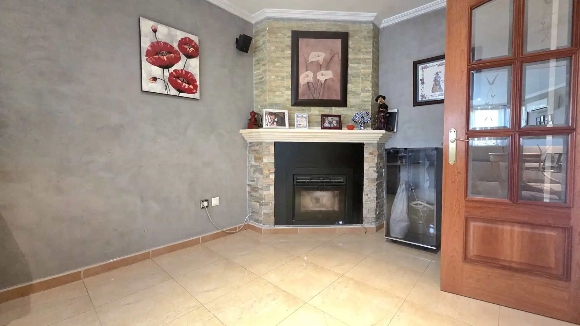 Sala d'estar de Casa o xalet en venda en Parla amb Aire condicionat, Calefacció i Jardí privat