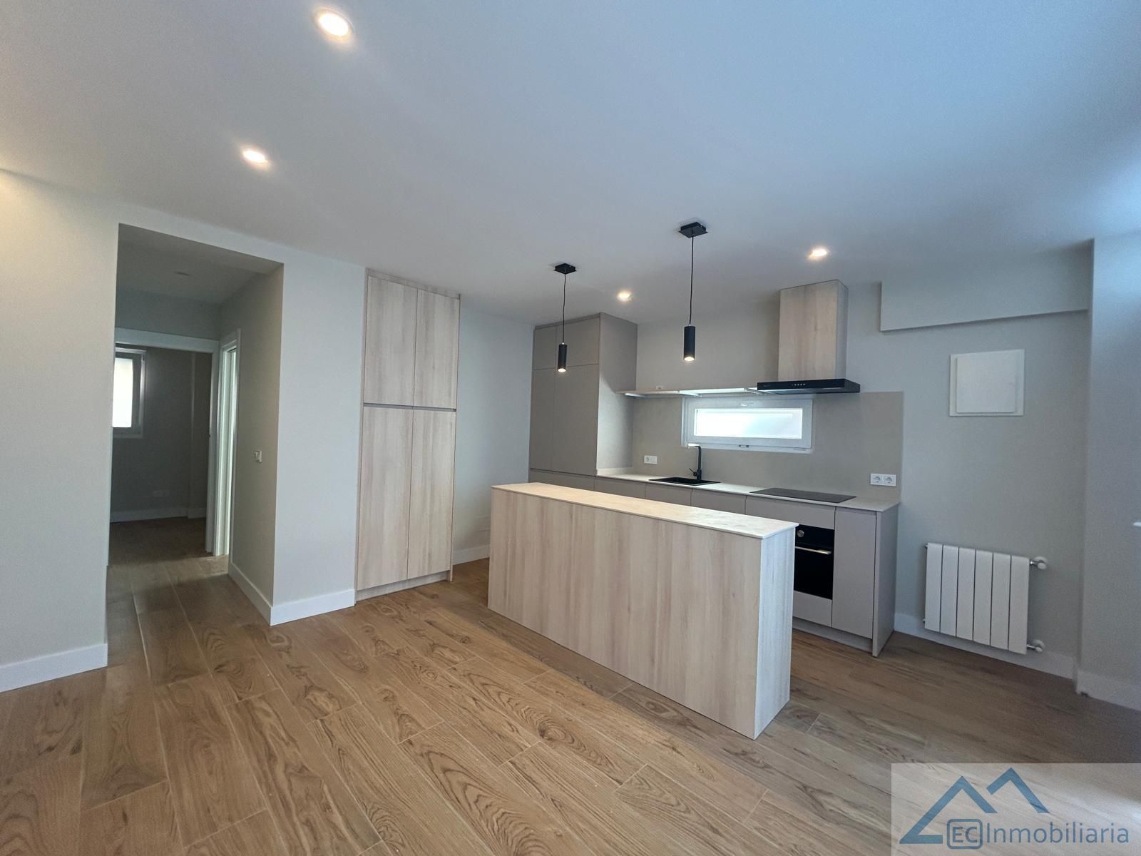 Kitchen of Flat to rent in Santander  with Heating