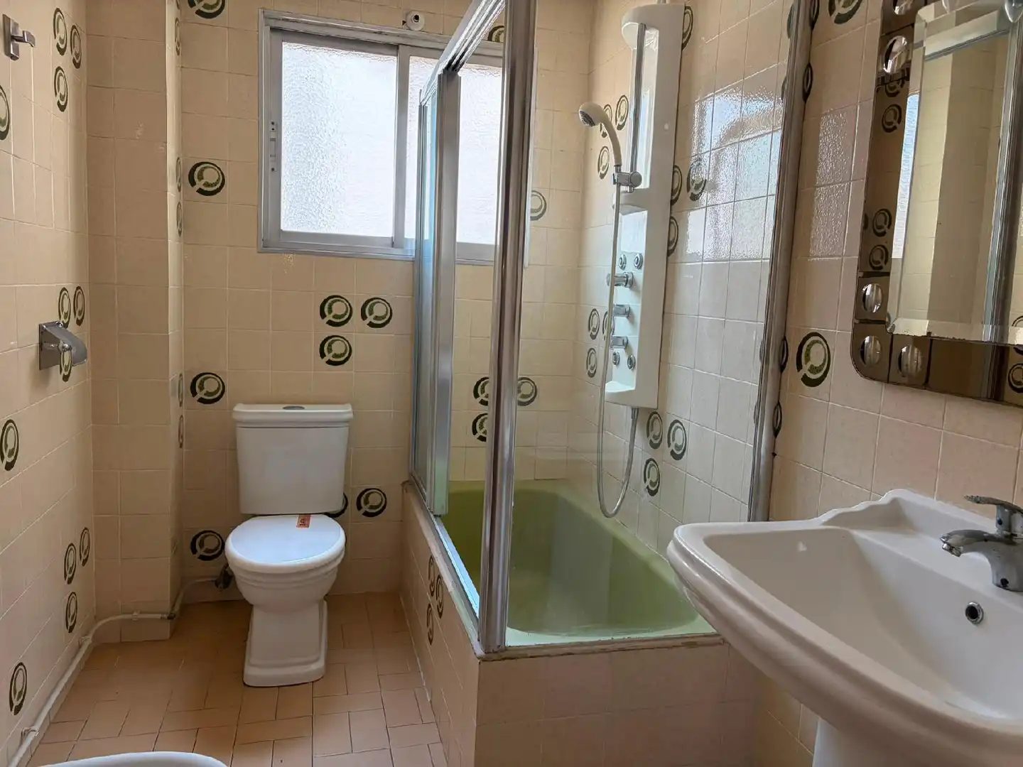 Badezimmer von Wohnung zum Verkauf in Tarragona