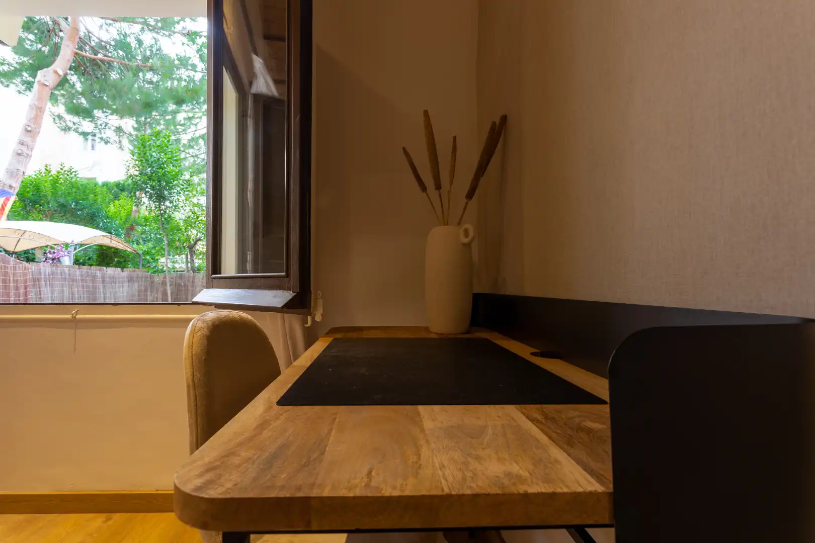 Bajo con jardín en venta en Carrer de Nil Fabra, imagen 10