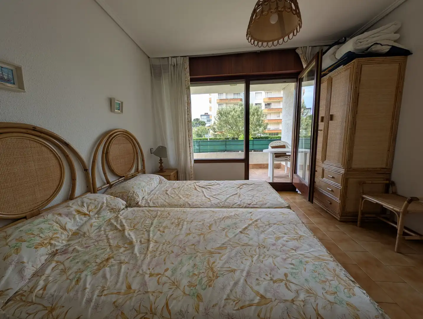 Flat for sale in Laredo - CALLE ENRIQUE MOWINCKEL- RCIA AMANECER, 84, Zona Playa