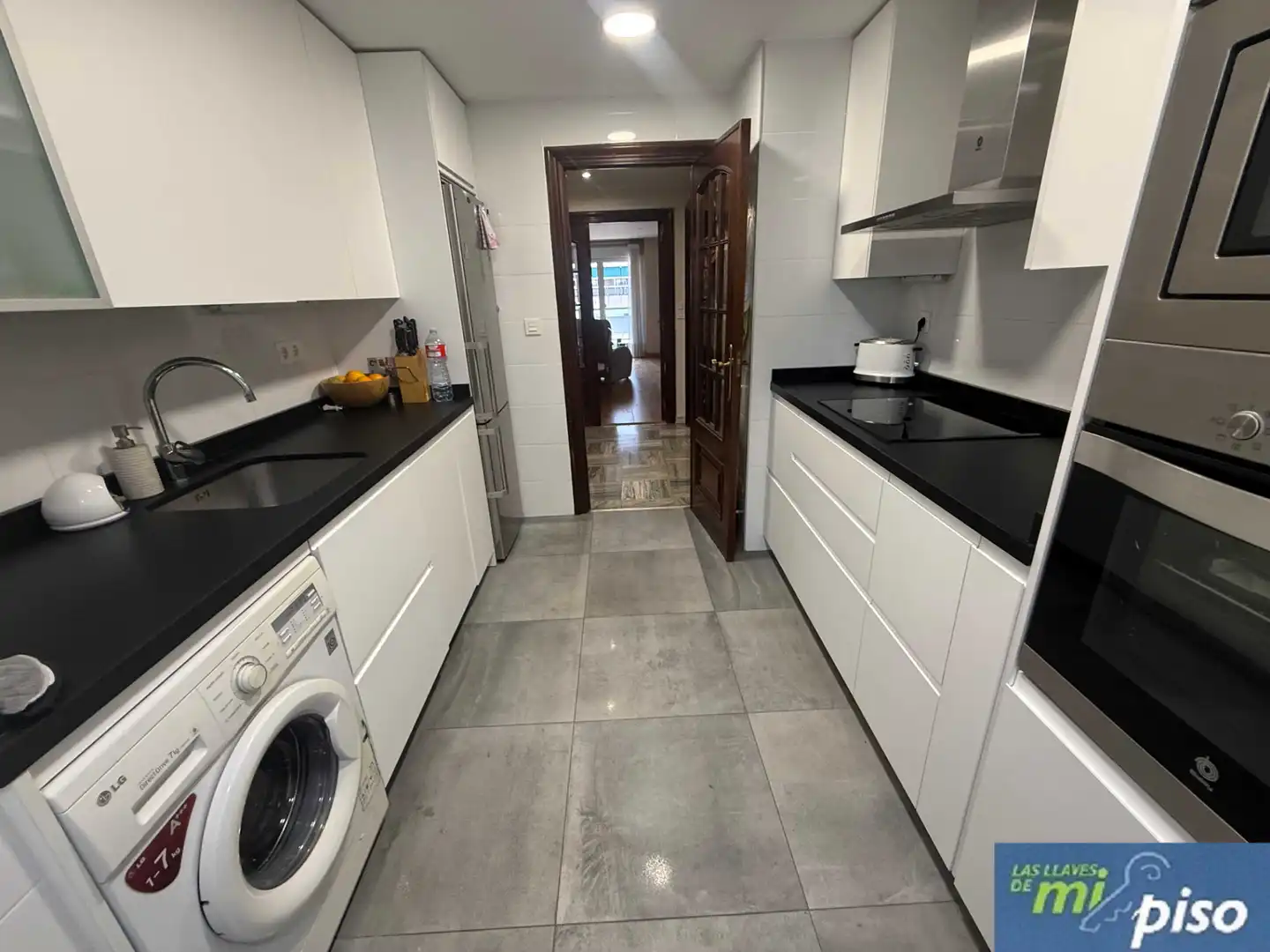 Cocina de Piso en venta en Valladolid con Calefacción, Parquet y Terraza