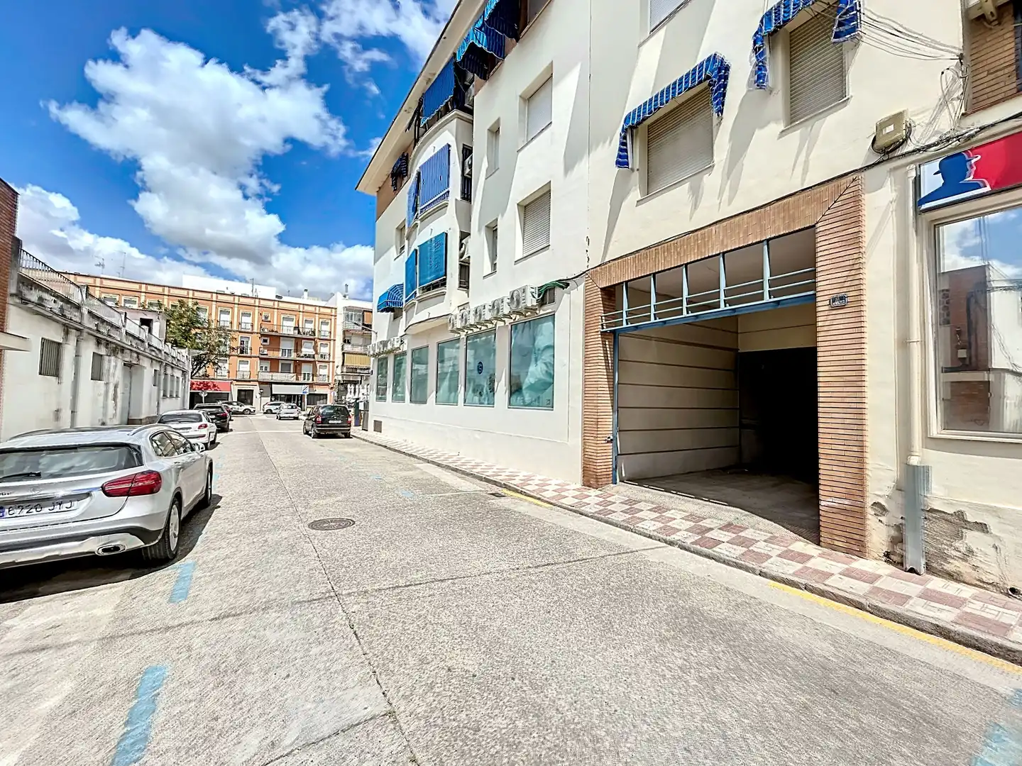 Exterior view of Garage for sale in Montilla