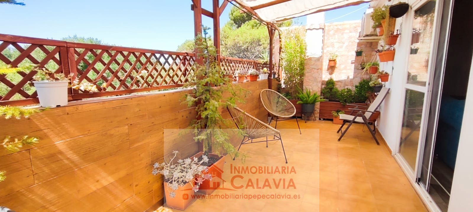 Terrasse von Dachboden zum verkauf in Baeza mit Klimaanlage, Heizung und Parkett