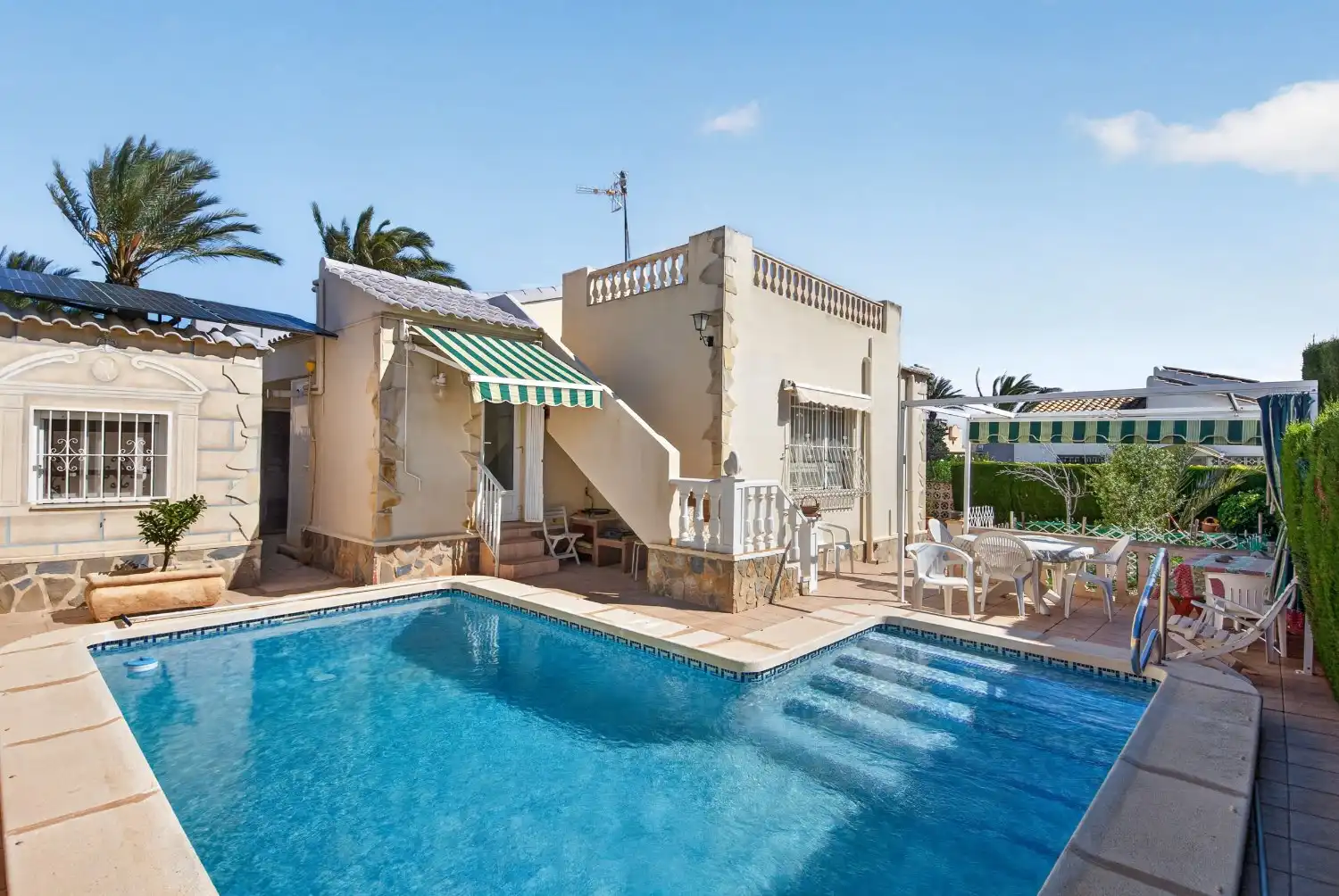 Exterior view of Houses for sale in Orihuela  with Air Conditioner, Swimming Pool and Furnished