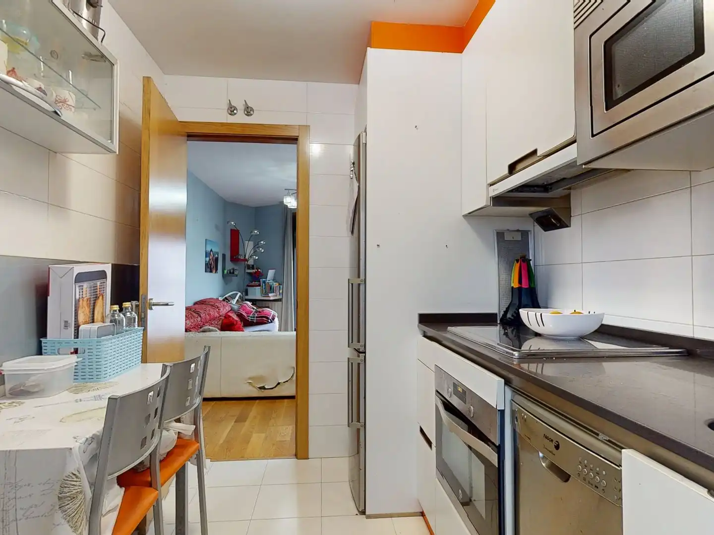 Cocina de Piso en venta en Vigo  con Calefacción y Trastero