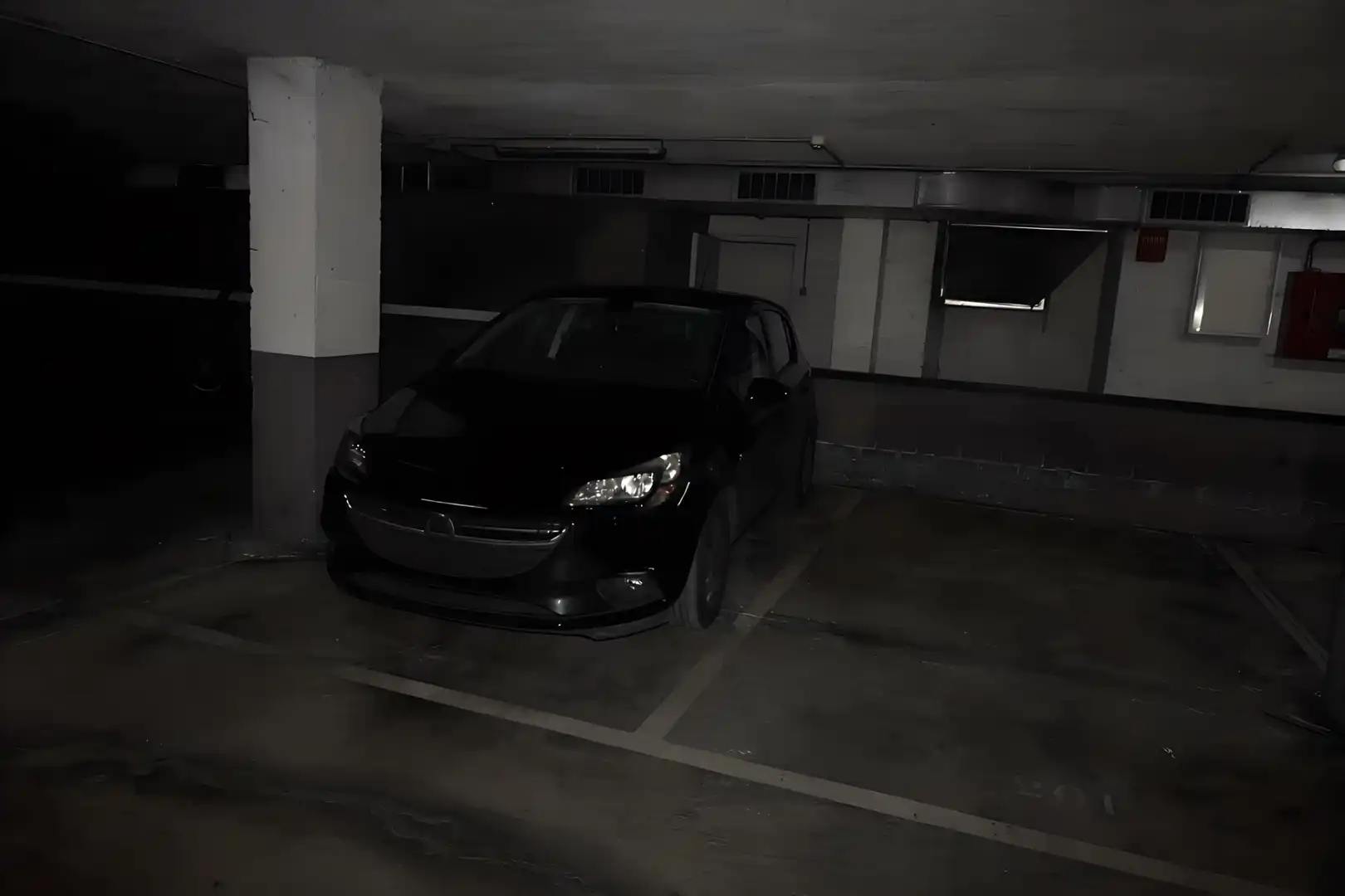 Parking de Dúplex en venta en Figueres con Calefacción, Terraza y Trastero