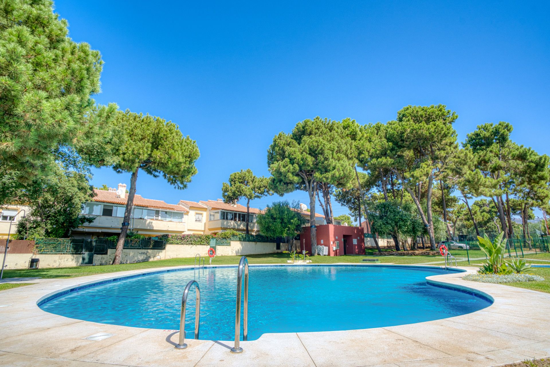 Jardí de Planta baixa en venda en Marbella amb Aire condicionat, Jardí privat i Terrassa