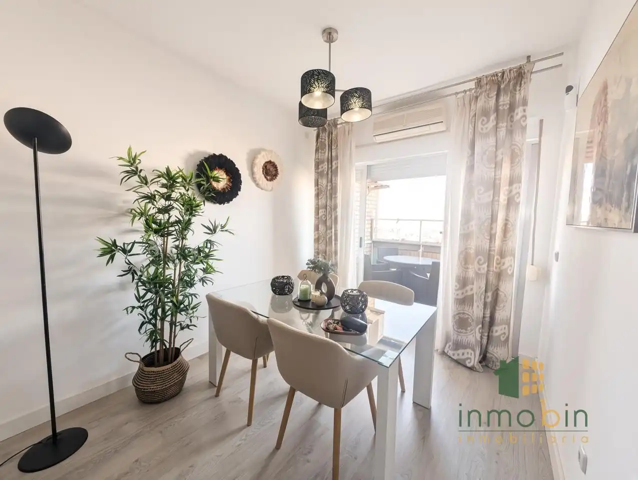 Comedor de Piso en venta en Don Benito con Aire acondicionado, Terraza y Balcón