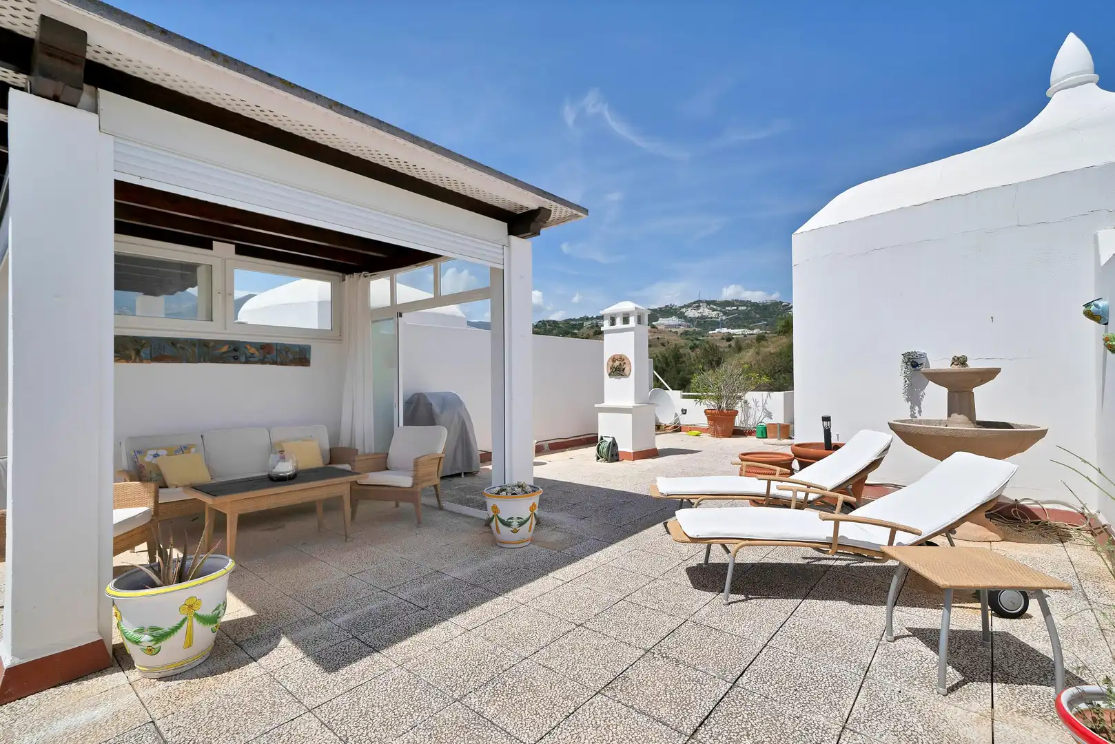 Terraza de Ático de alquiler en Marbella con Aire acondicionado, Calefacción y Jardín privado