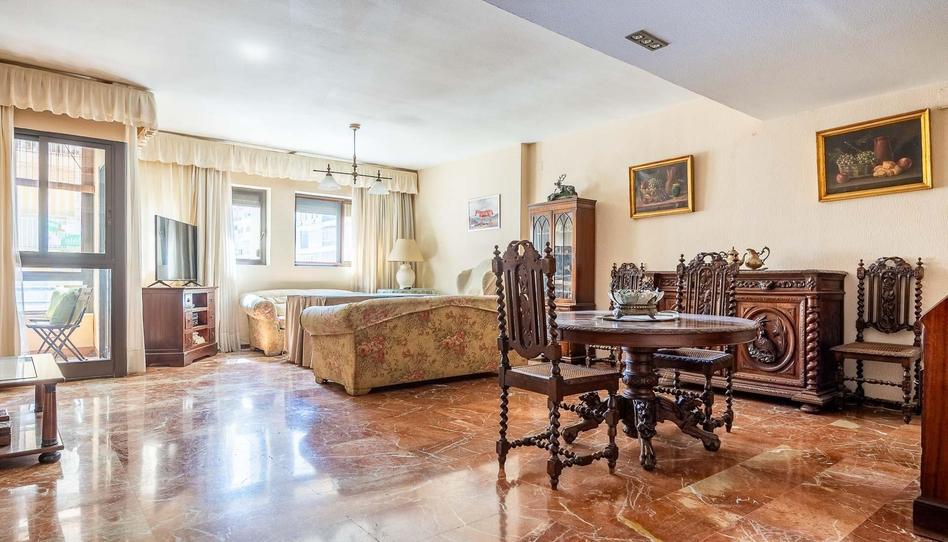 Photo 1 of Flat for sale in Calle Virgen del Aguila, Los Remedios, Sevilla