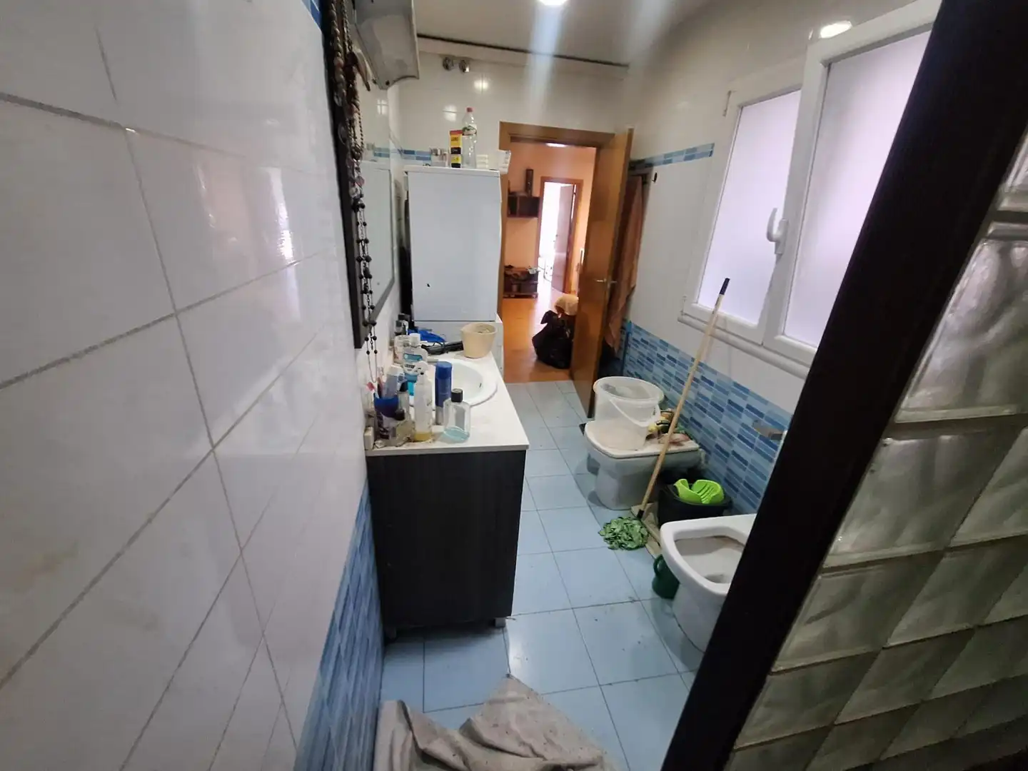 Bathroom of Flat for sale in Sabadell  with Balcony
