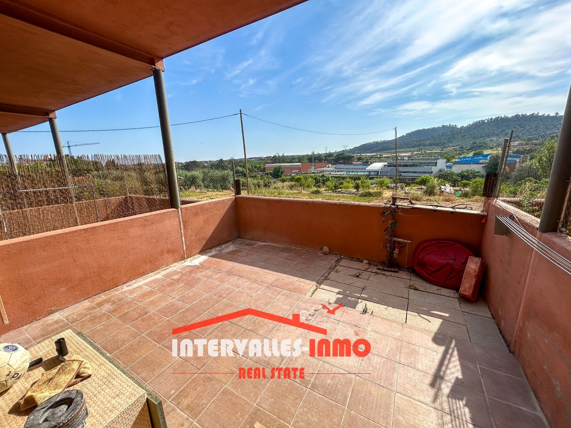Terrassa de Casa adosada en venda en Caldes de Montbui amb Aire condicionat, Calefacció i Jardí privat