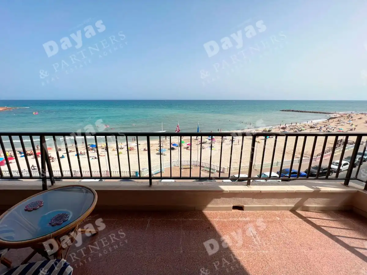 Exterior view of Flat for sale in Torrevieja  with Terrace and Furnished