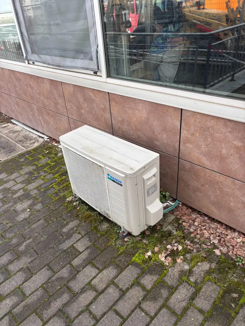 Immobles singulars amb ascensor en venda a Avenida Avenida Ramón y Cajal, imagen 85