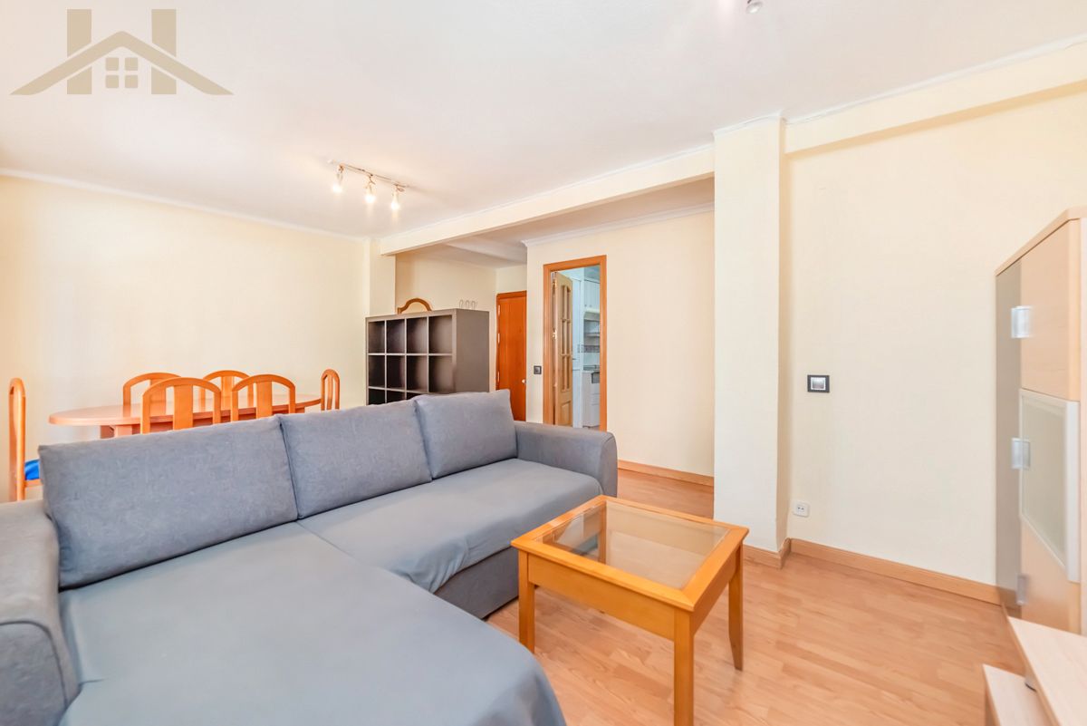 Living room of Flat for sale in Pinto  with Air Conditioner, Heating and Parquet flooring