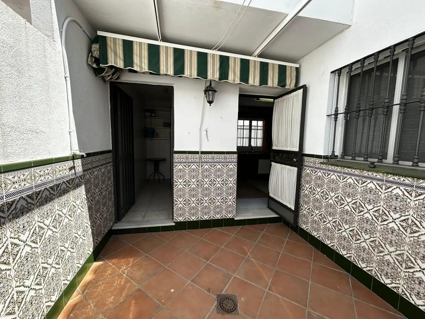 Terrassa de Casa adosada en venda en Chiclana de la Frontera amb Terrassa, Traster i Balcó
