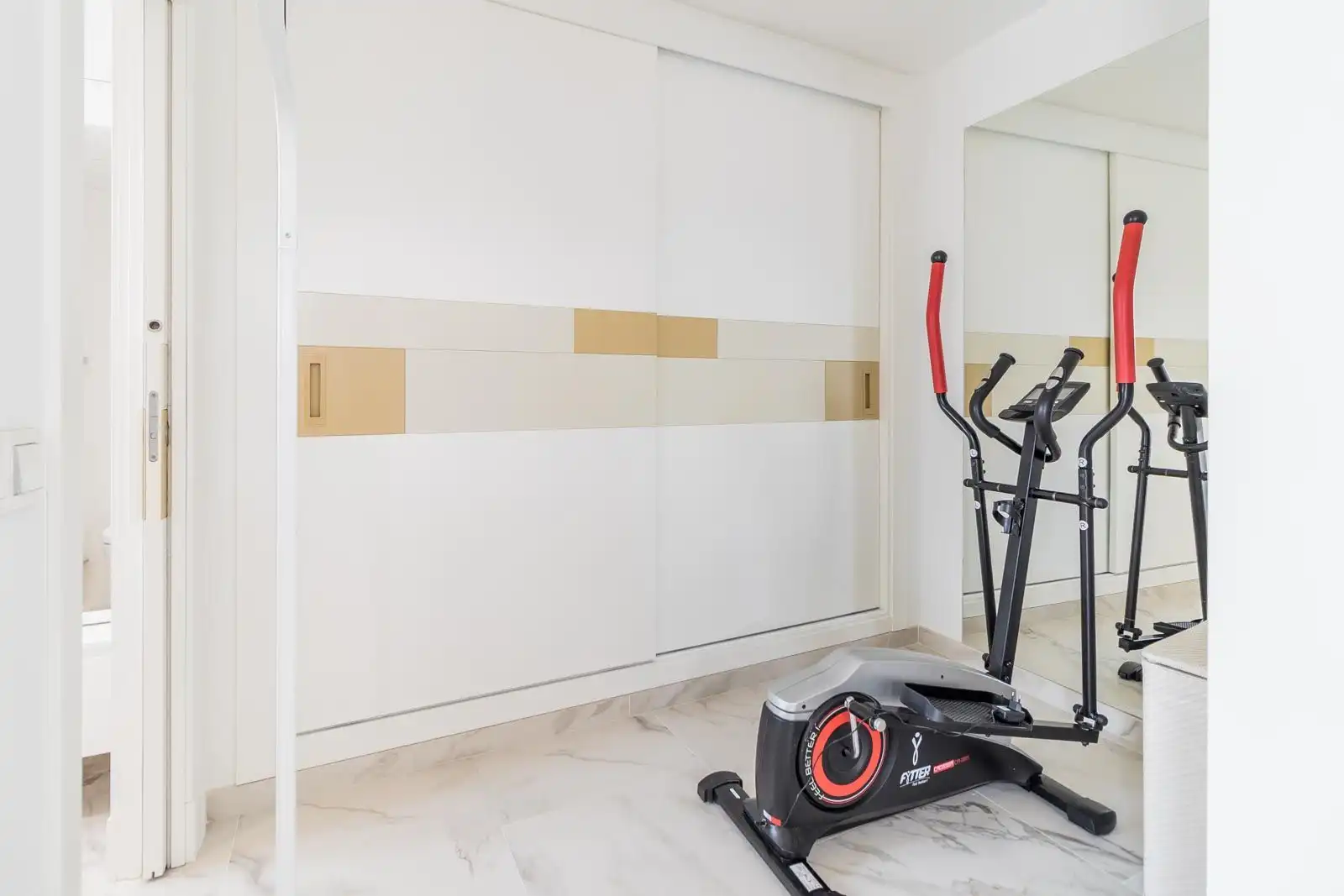 Terraced house with terrace for sale in Calle Parque Central 5, imagen 25
