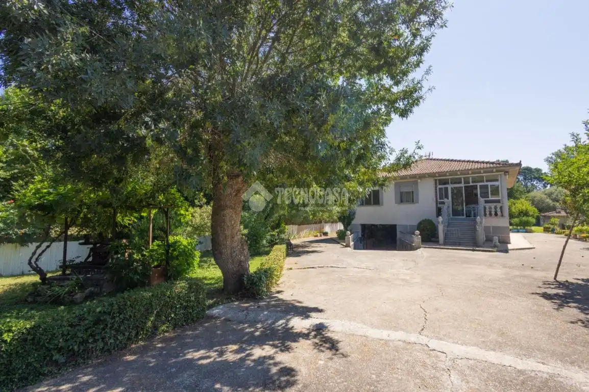 Finca rústica en venda en Villagonzalo de Tormes amb Calefacció, Jardí privat i Traster