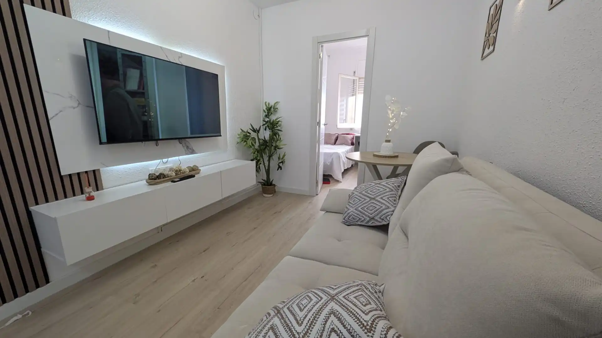Sala de estar de Piso en venta en Barcelona con Aire acondicionado, Parquet y Amueblado