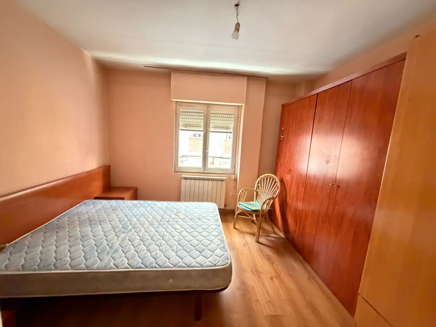 Habitación de Piso en venta en Valladolid con Calefacción y Amueblado