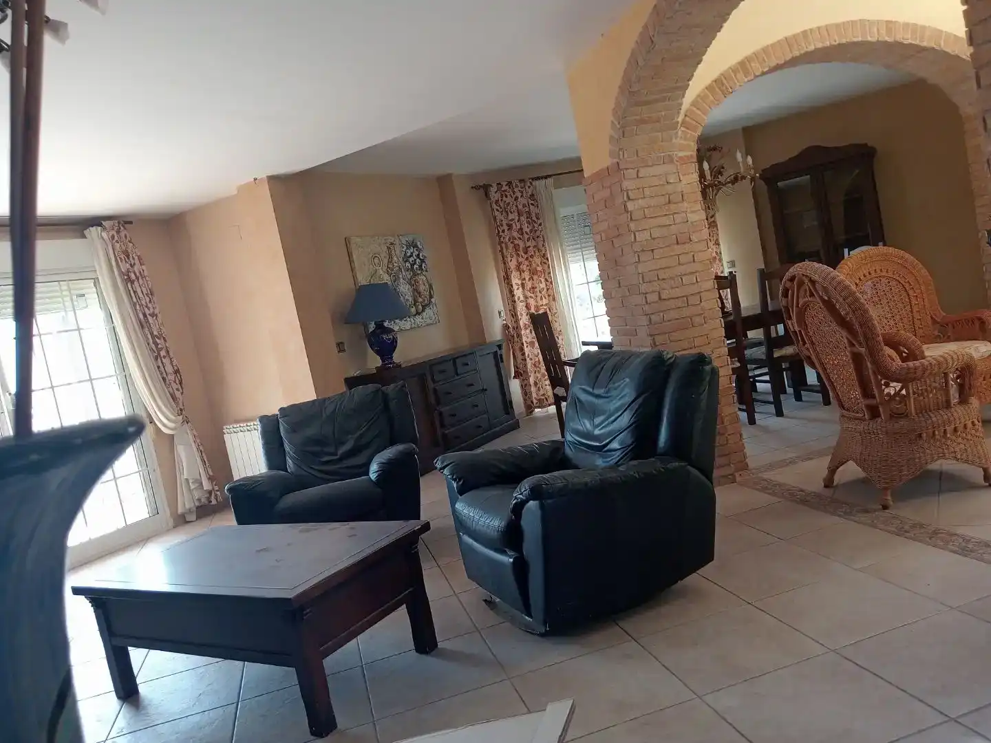 Sala d'estar de Casa o xalet de lloguer en Mutxamel amb Aire condicionat, Jardí privat i Traster
