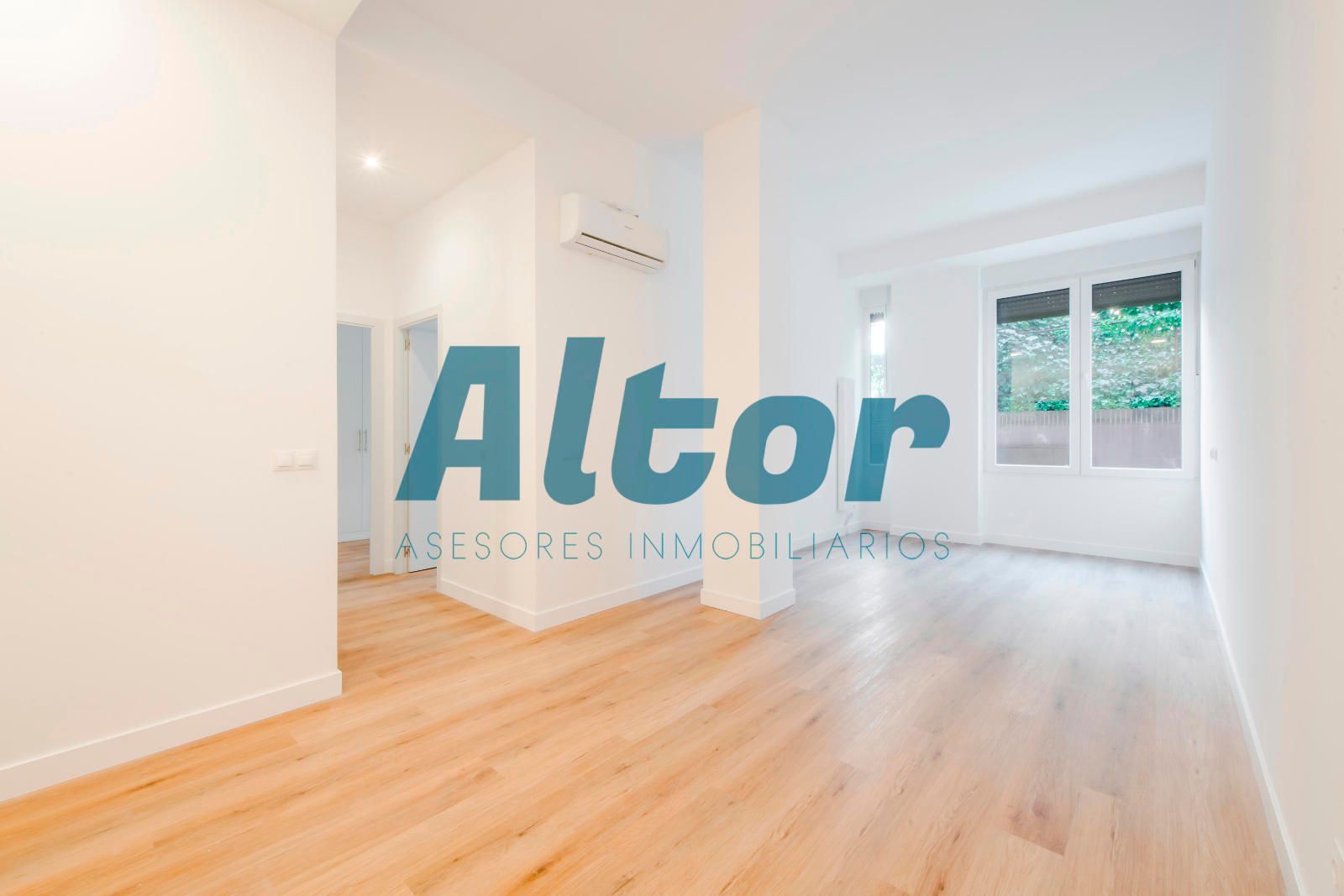 Piso en venta en DE SANTIAGO DE COMPOSTELA, Peñagrande, Fuencarral - El Pardo,  Madrid Capital