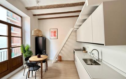 Kitchen of Flat for sale in  Valencia Capital  with Heating and Balcony