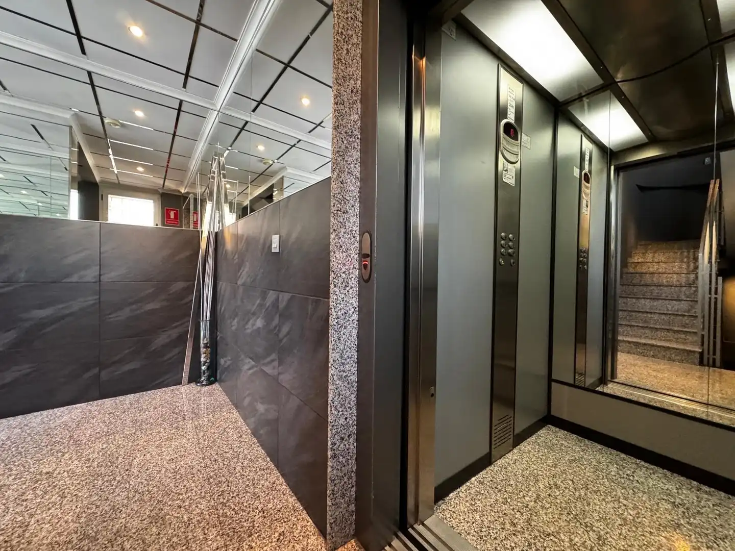 Apartamento con terraza en venta en Calle de matilde peñaranda, imagen 54