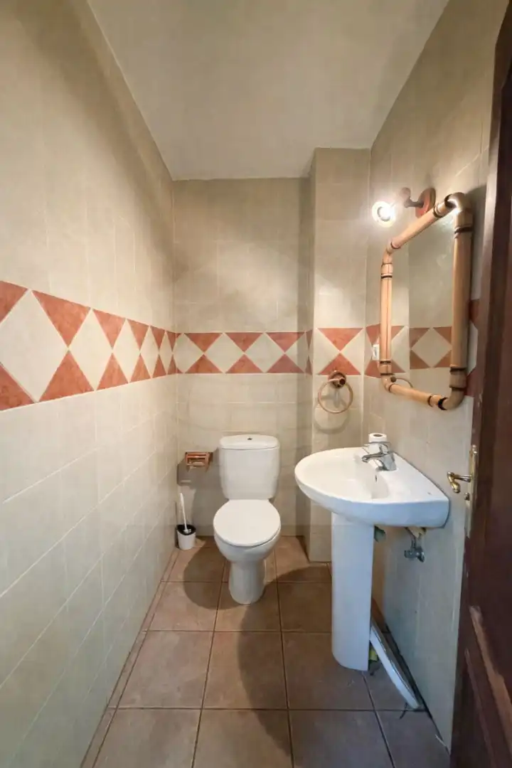 Baño de Local de alquiler en Cártama