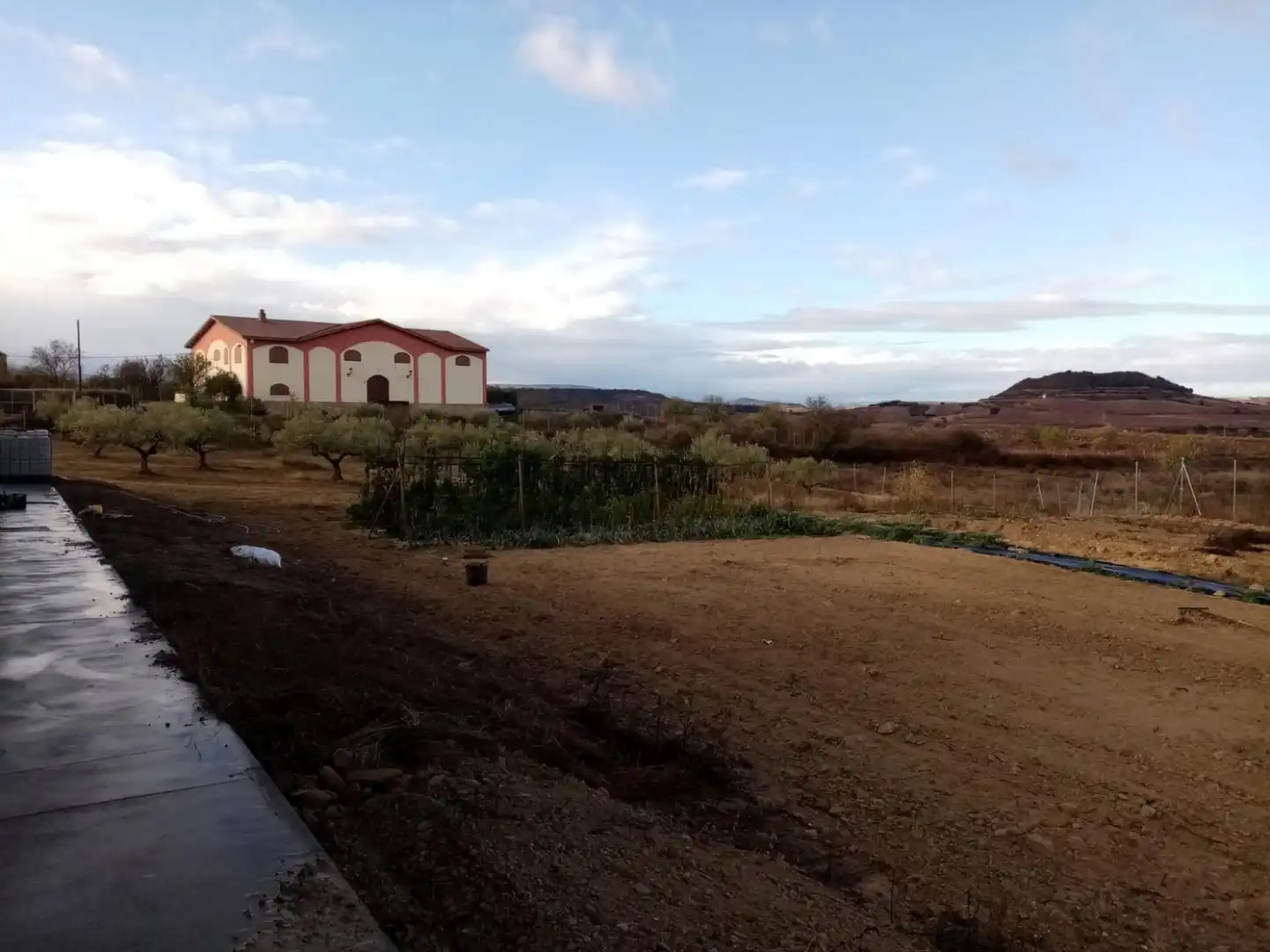 Fabrikhallen zum Verkauf in Logroño - calle escobosa, 1, El Cortijo