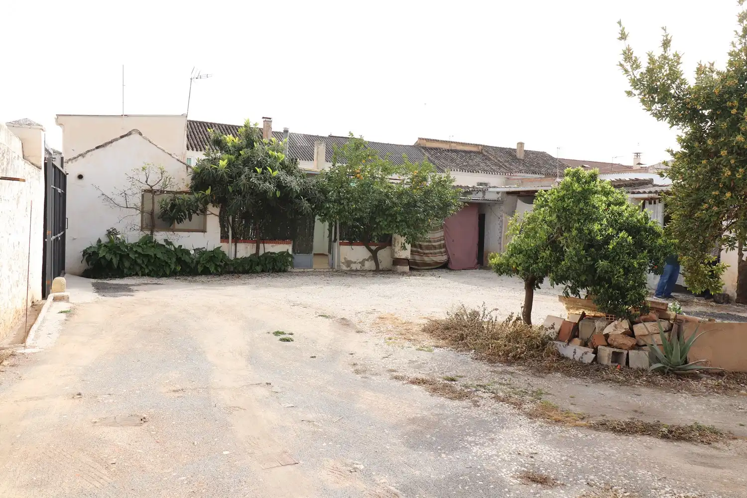 Vista exterior de Casa o xalet en venda en Íllora amb Jardí privat i Moblat