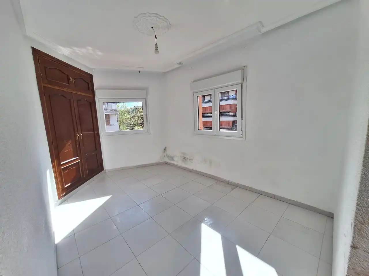 Bedroom of Flat for sale in  Madrid Capital