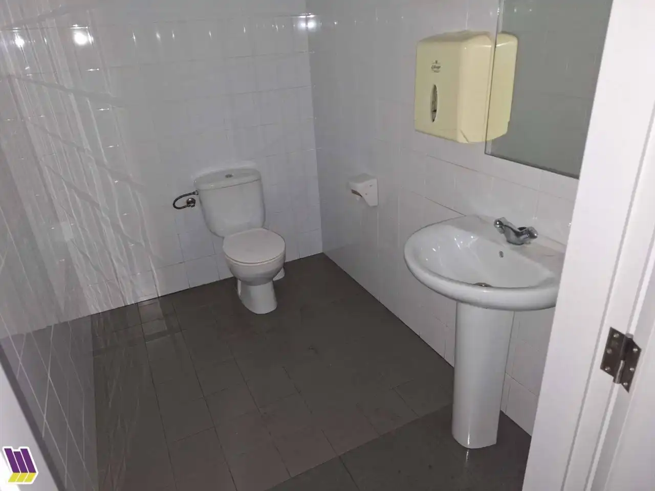 Local en venta en Avenida Doctor Tourón, 25, Vilagarcía