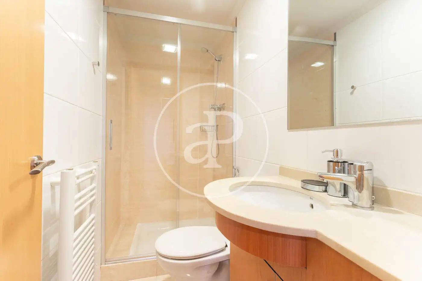 Wohnung zur Miete in Carrer de la Diputació, Dreta de l'Eixample