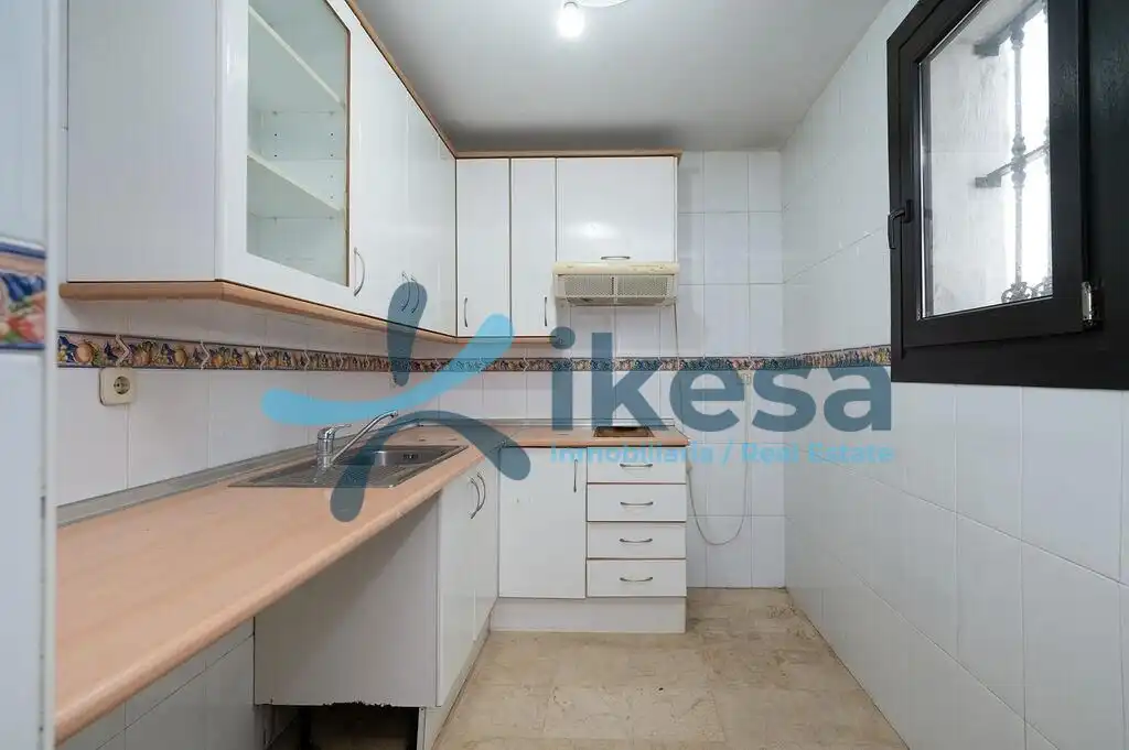 Kitchen of Flat for sale in Marbella