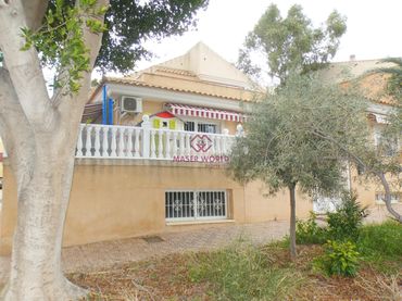 Duplex avec balcon à vendre à Puerto de Mazarrón