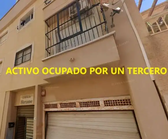 Individual en venta en Calle General Castaños 10