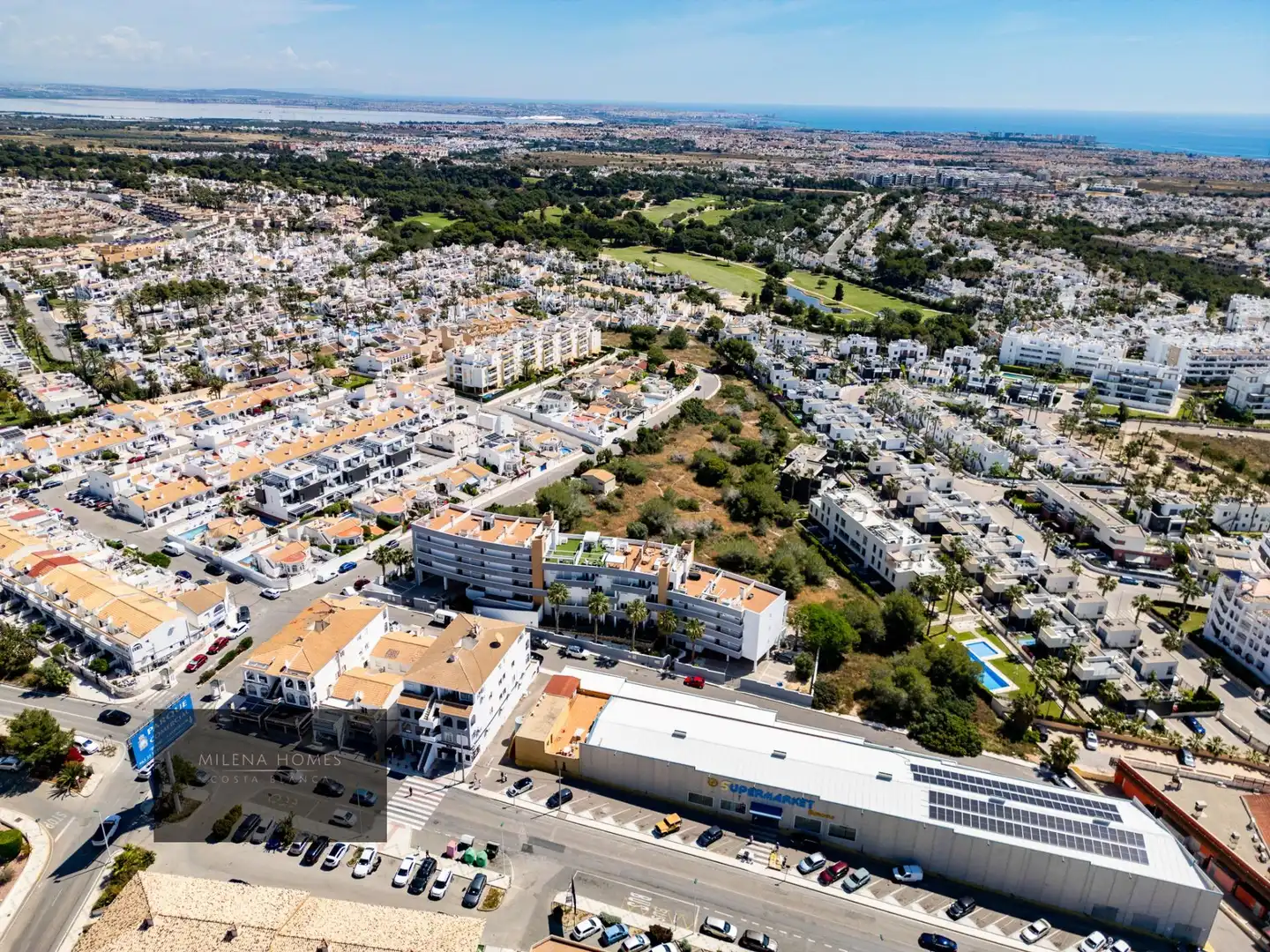 Vista exterior de Apartamento en venta en Orihuela con Aire acondicionado, Calefacción y Amueblado