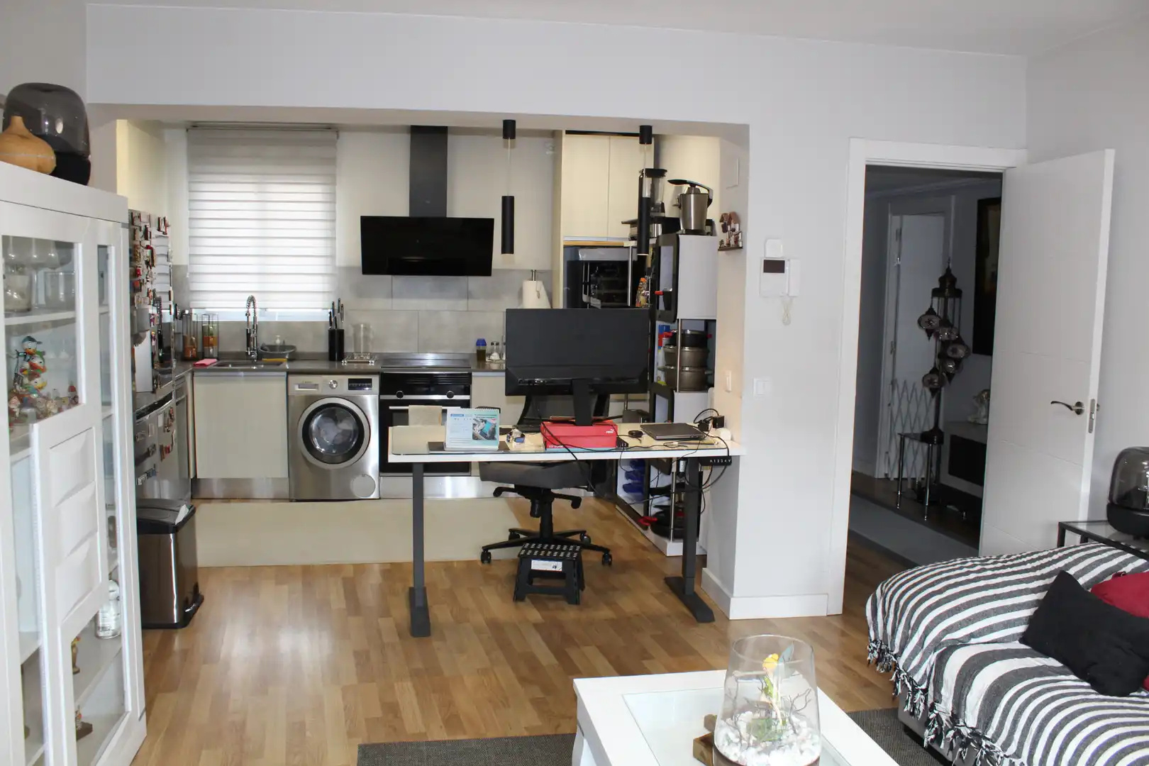 Flat with lift for sale in Avenida Gonzalo de Berceo, imagen 2