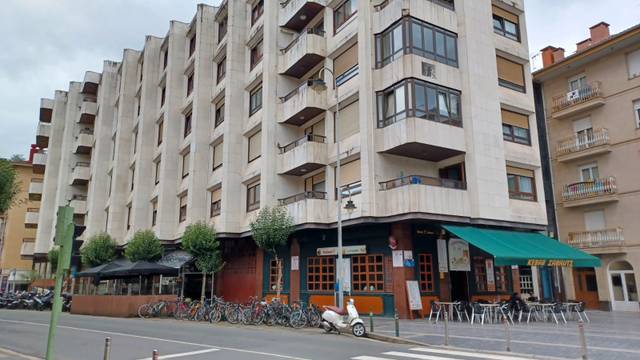 Piso en Venta en Bixkonde Kalea en Zarautz