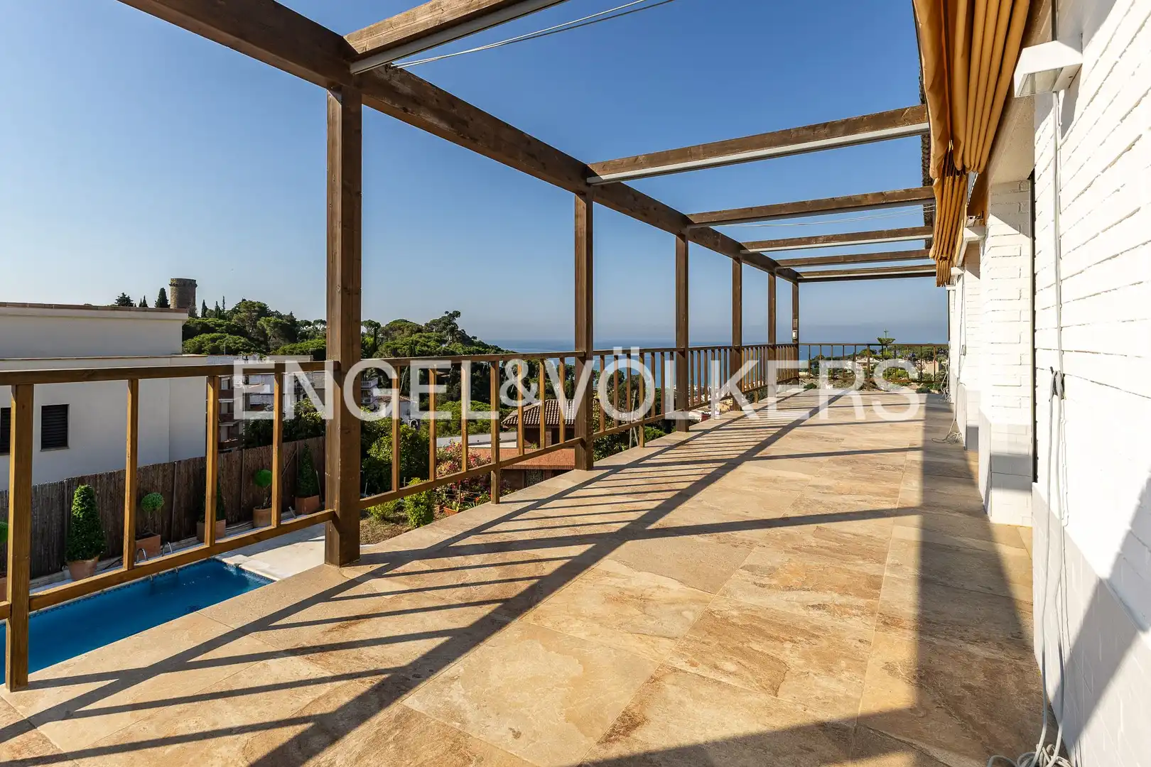 Terrace of Houses for rent in Caldes d'Estrac  with Air Conditioner, Heating and Private garden