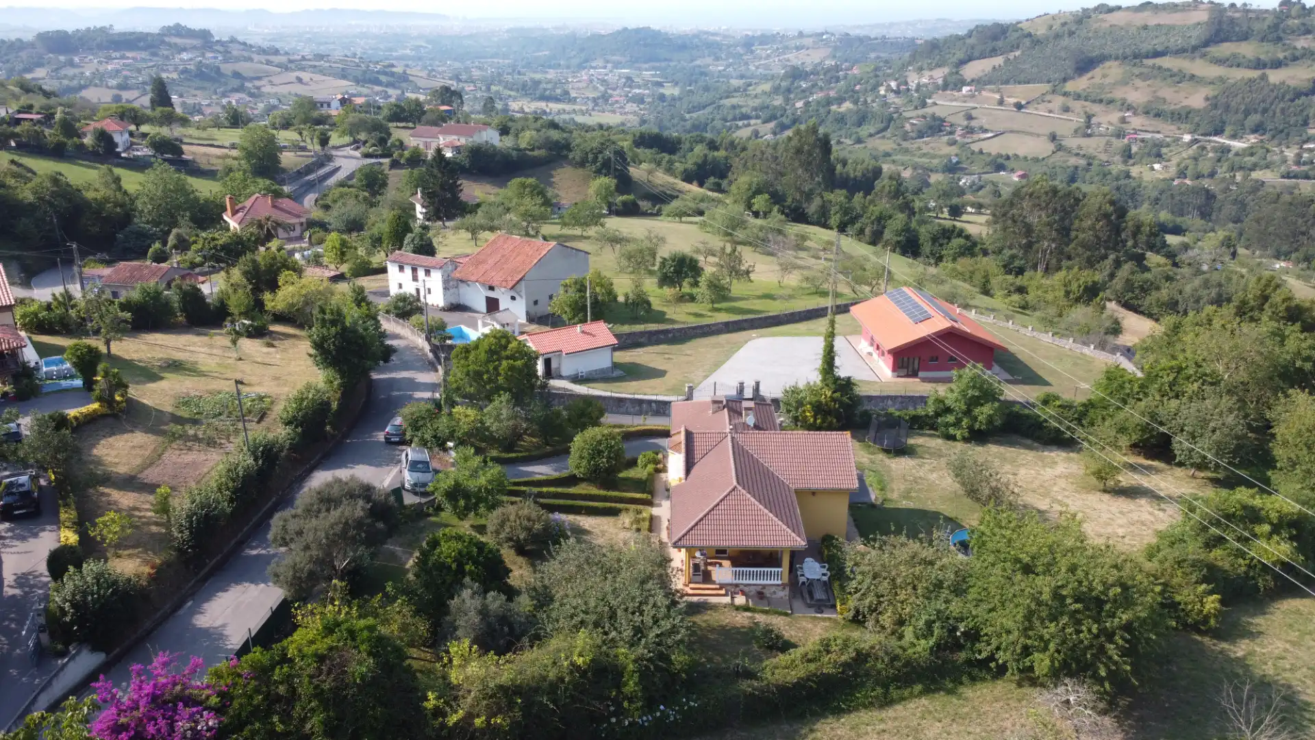 Vista exterior de Casa o chalet en venta en Gijón  con Calefacción, Jardín privado y Parquet