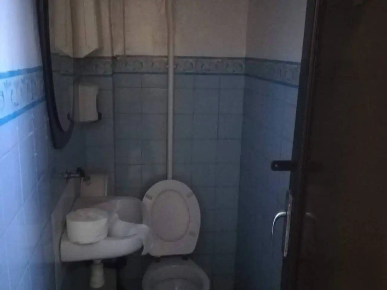 Baño de Local en venta en Alcoy / Alcoi